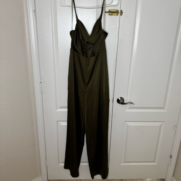 Fame & Partners Thais Wide-Leg Olive Jumpsuit - Picture 2 of 7